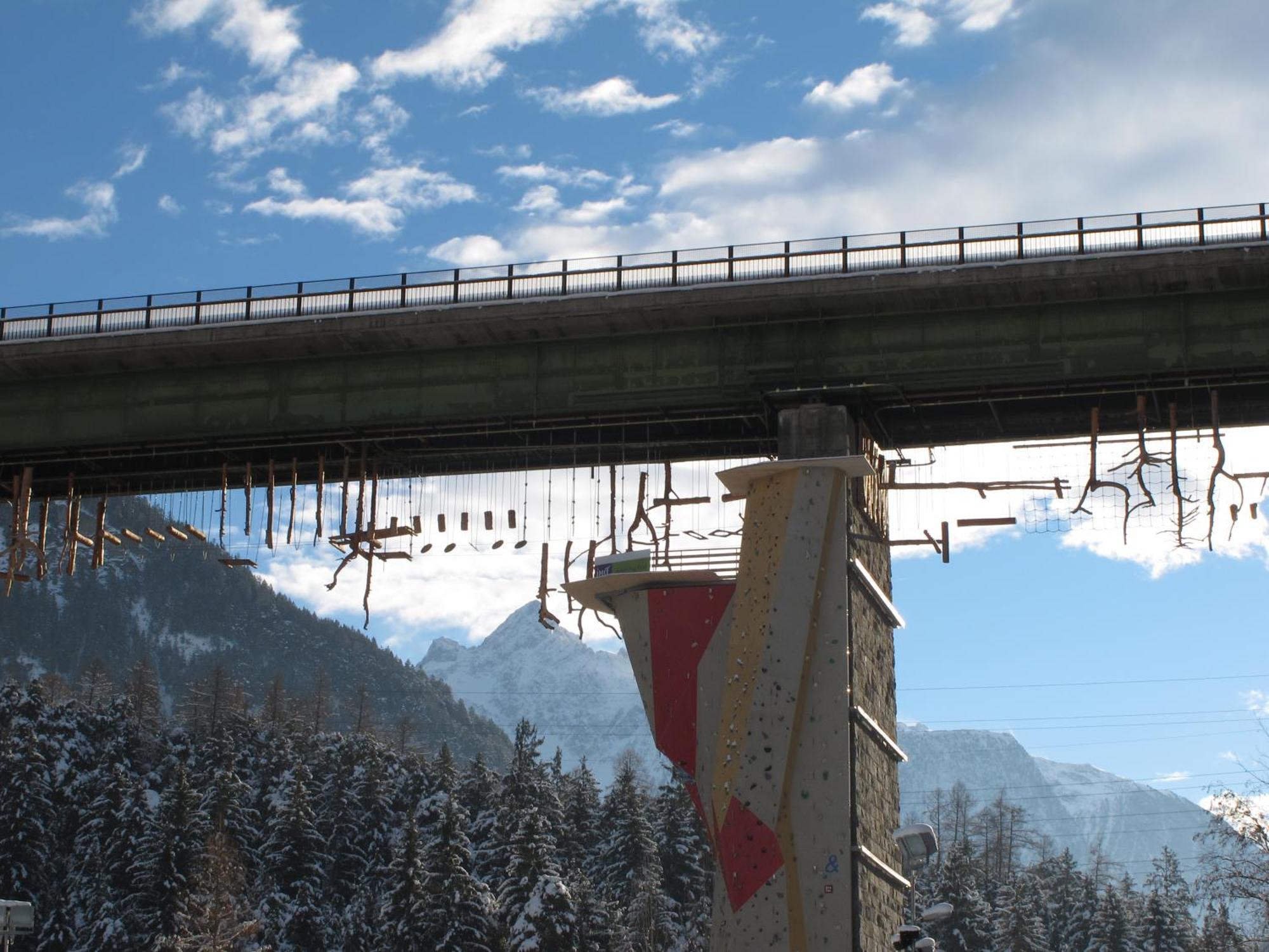 Area 47 - Tirol Hotel เอิทซ์ทาล-บาห์นฮอฟ ภายนอก รูปภาพ